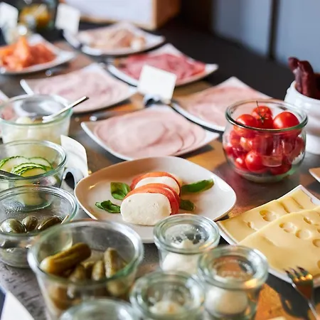 Erck- Flair & Restaurant 3*