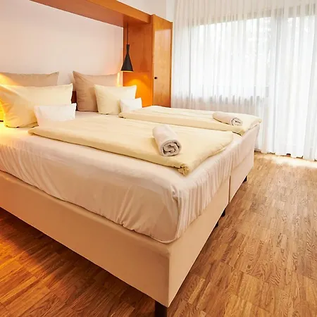 Отель Erck- Flair & Restaurant 3*