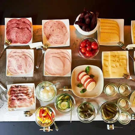 Erck- Flair & Restaurant