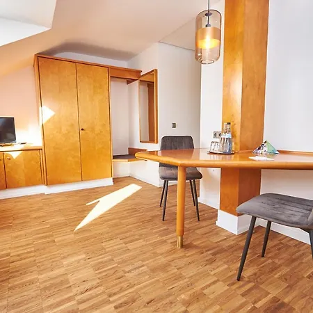 Hotel Erck- Flair & Restaurant