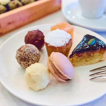 Erck- & Gastronomie فندق 3*