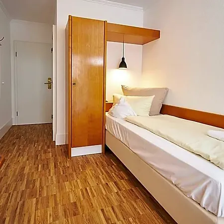 Erck- & Gastronomie Hotel 3*